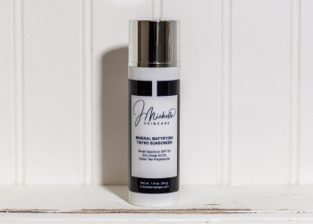 Mineral Mattifying Tinted Sunscreen